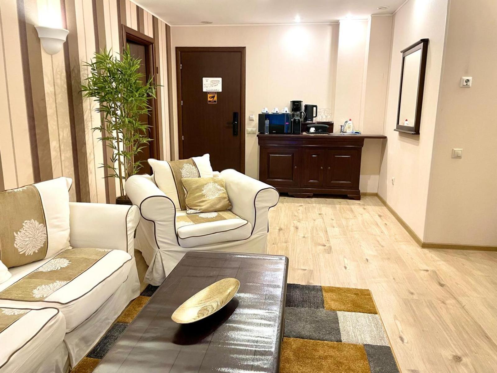Alpin Aparthotel 2302 โปยานาบราซอฟ ภายนอก รูปภาพ
